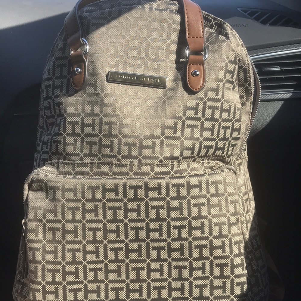 Tommy Hilfiger bag